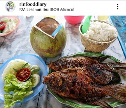Menu Gurame Bakar di RM Lesehan Ibu Iroh Muncul