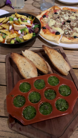 Menikmati Aneka Mediterranean Food di Mediterranea Jogja